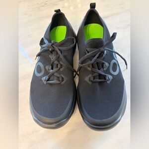 OOFOS Oomg men’s Recovery sneakers in black size 11